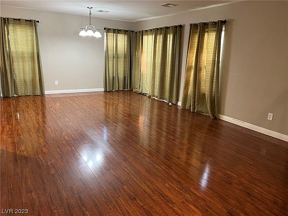 5th image of 550 Swiss Cottage Ave