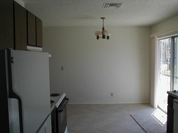 3rd image of 7002 Glen Ledge