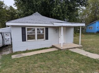 1001 S 5th St, Frankfort, IN 46041