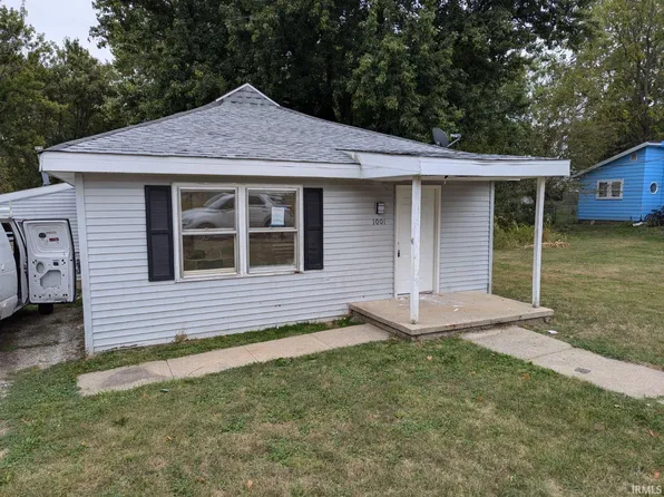 1001 S 5th St, Frankfort, IN 46041