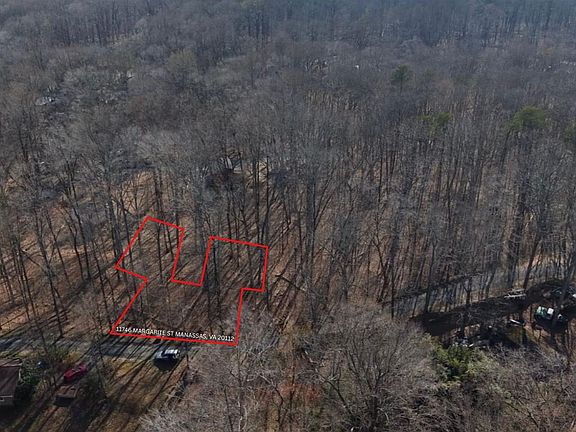 4th image of 11746 Margarite St