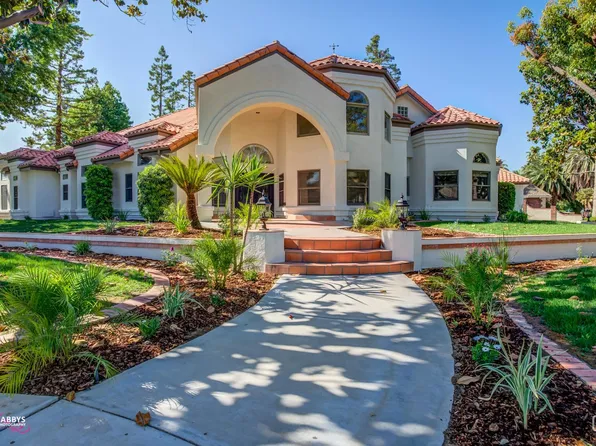 7509 Calle Sagrada, Bakersfield, CA 93309