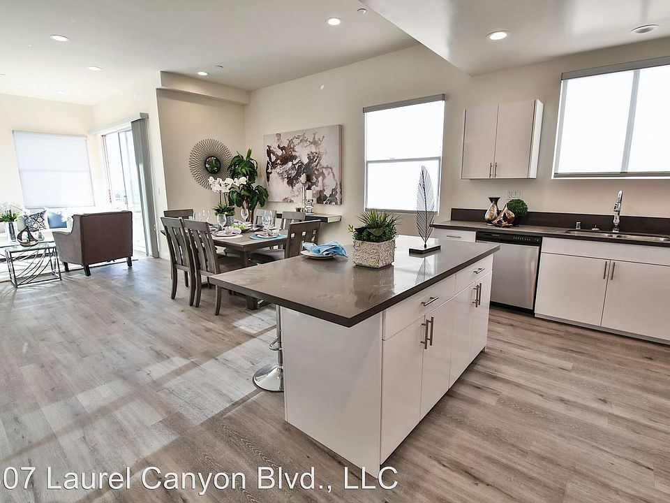 1st image of 625 S Pacific Ave #301
