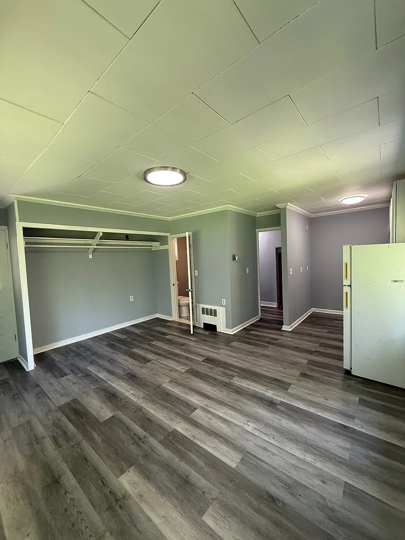 15 Johnson Lane LLC — Photo 3
