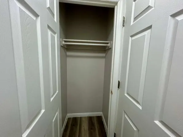 27 Emory Street image 5 of 6