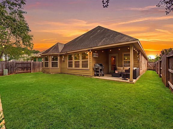 2nd image of 9726 Birdsnest Ct