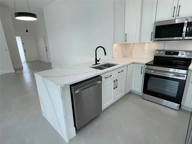 3325 NW 79th Way — Photo 4