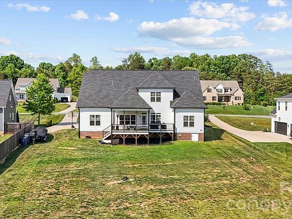 3rd image of 7105 Rae Farms Way