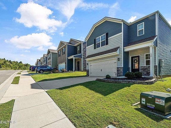 4th image of 130 Harbour Pointe Ln