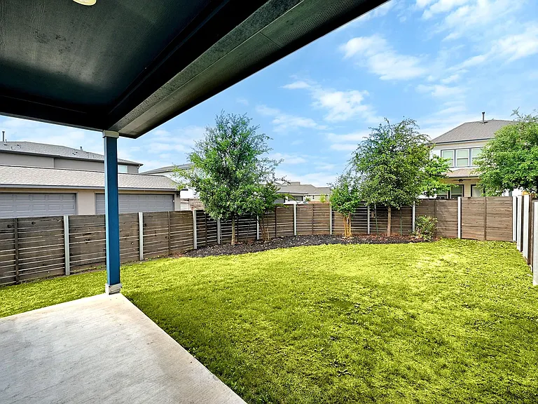 8816 Mina Dr — Photo 19