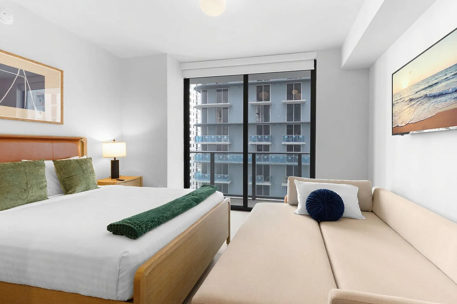 Studio, 1.0 bath, 419 sqft, $4,195 — Photo 3