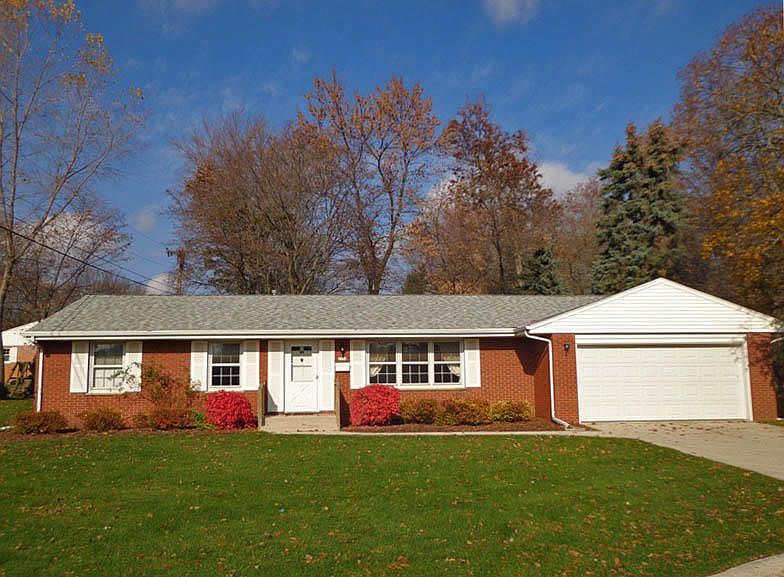 1st image of 2514 Crestwood Cir