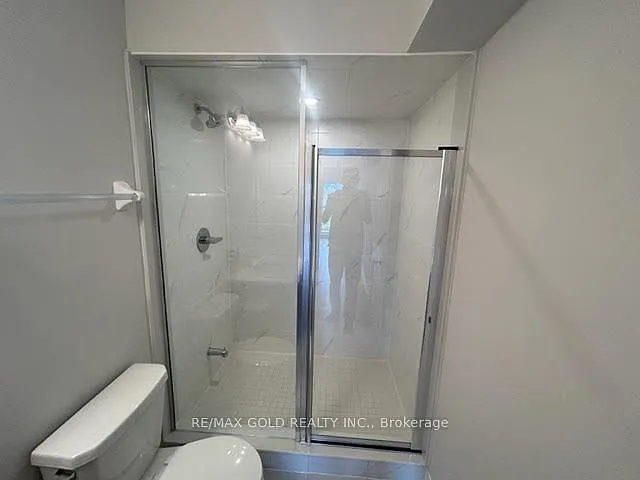 585 Colborne St #1010 — Photo 12
