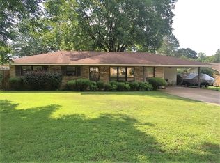 2496 Patterson Dr, Tupelo, MS 38801