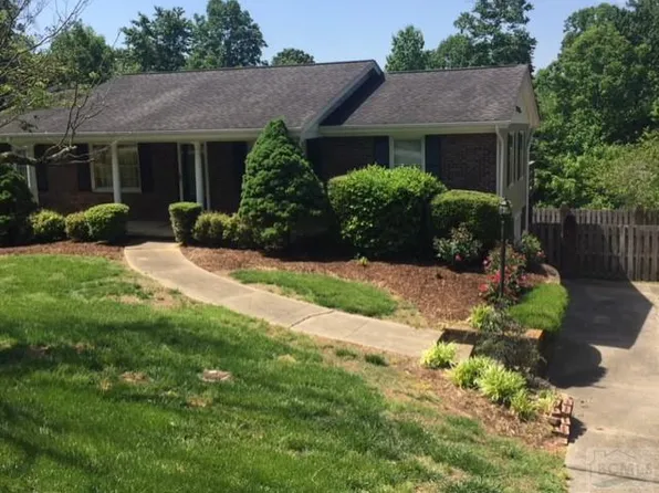 2932 Brookridge Dr, Valdese, NC 28690