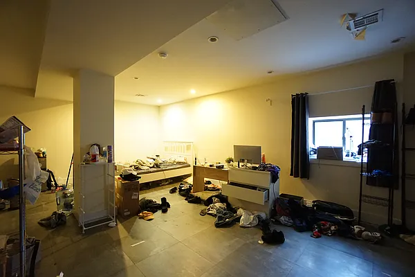 Rented by Rennit Inc. | media 21