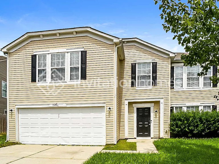 1628 Bray Dr — Photo 1