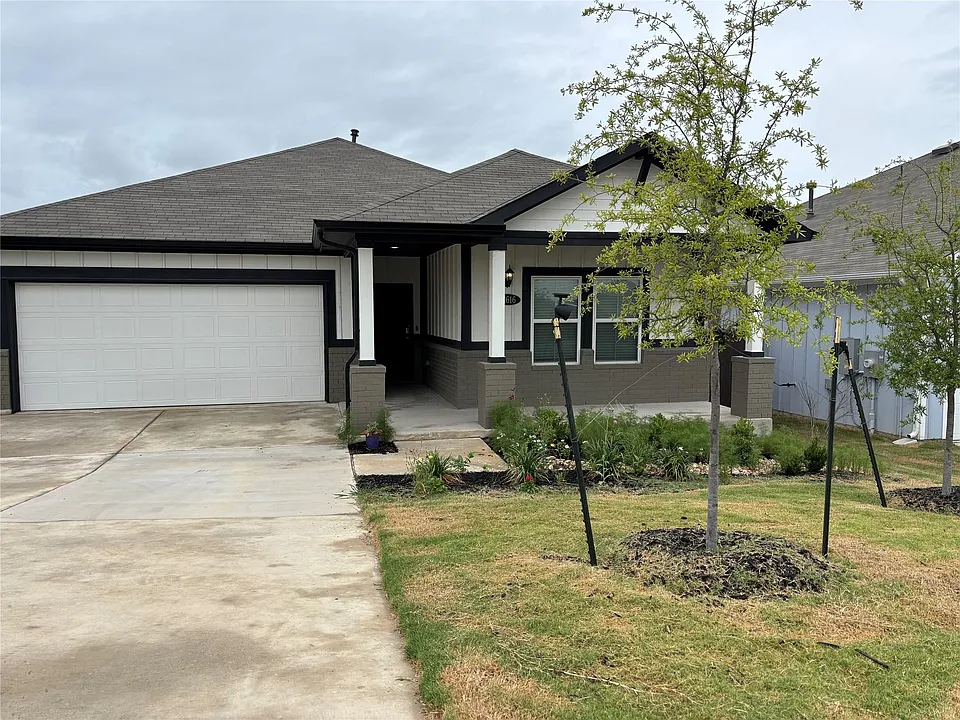 11616 Comano Dr