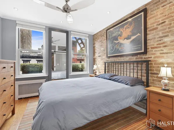 225 West 10th Street image 1 of 5