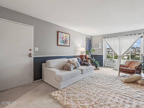 4th image of 1382 Ocean Avenue #8B