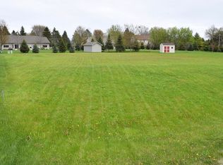 1620 Dustir Dr, Racine, WI 53402