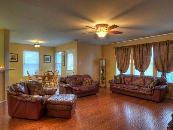 4th image of 19703 River Breeze Dr