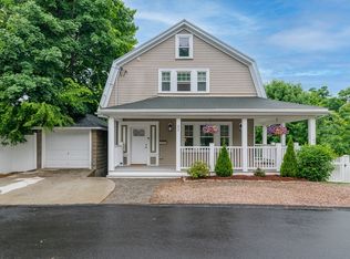 21 Elm Knoll Rd, Braintree, MA 02184