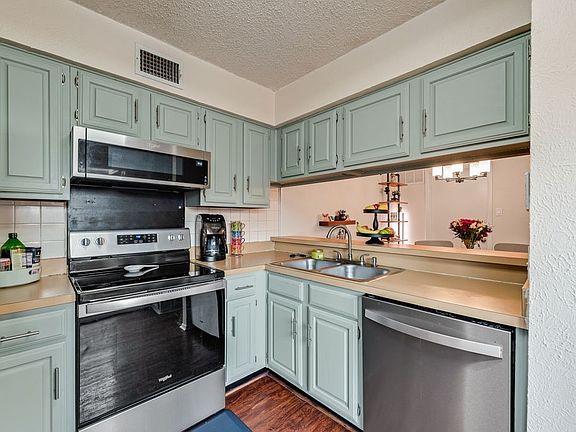 3rd image of 4273 Madera Rd #4