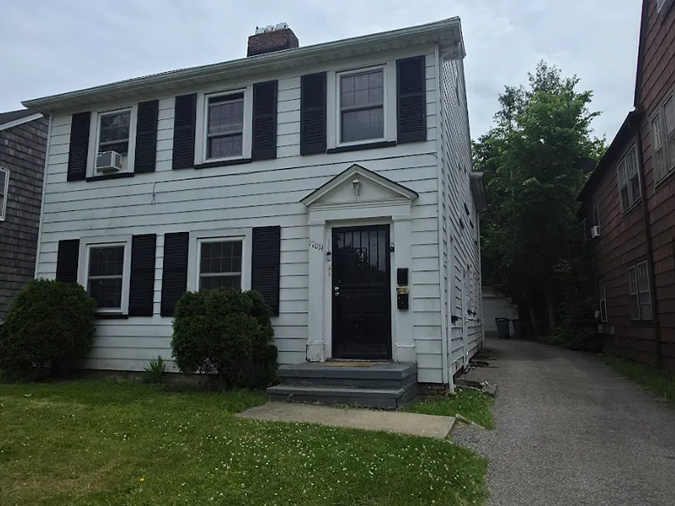 17014 Kenyon Rd