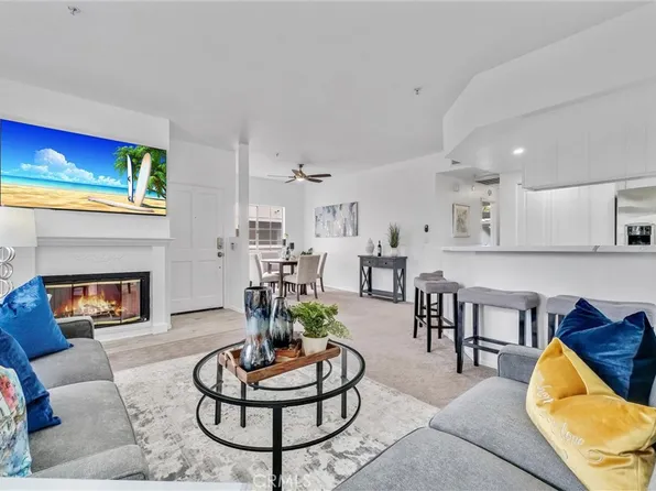 4561 Warner Ave APT 206, Huntington Beach, CA 92649