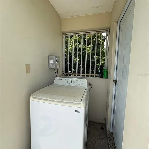 6B Avenue — Photo 10