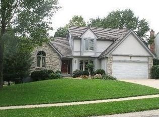 8536 Hallet St, Lenexa, KS 66215