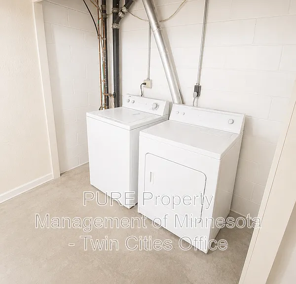 13714 Heather Hills Dr — Photo 15