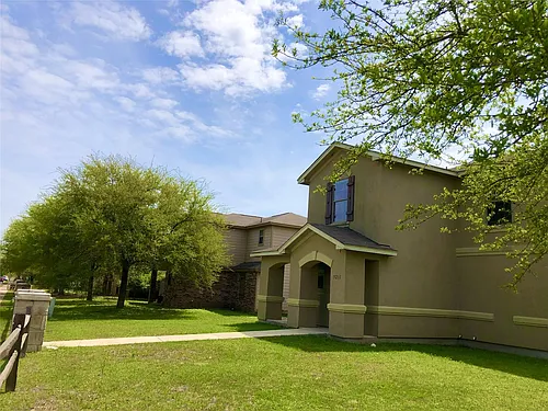 5211 Viewpoint Dr #A Photo 1 5211 Viewpoint Dr #A Photo 1