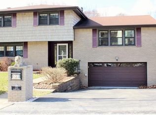 133 Calmont Dr, Pittsburgh, PA