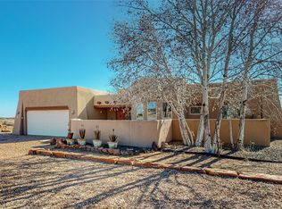 17 Carissa Rd, Santa Fe, NM 87508