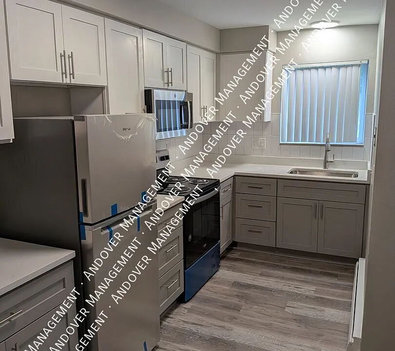 2315 W Forteen Mile Rd
