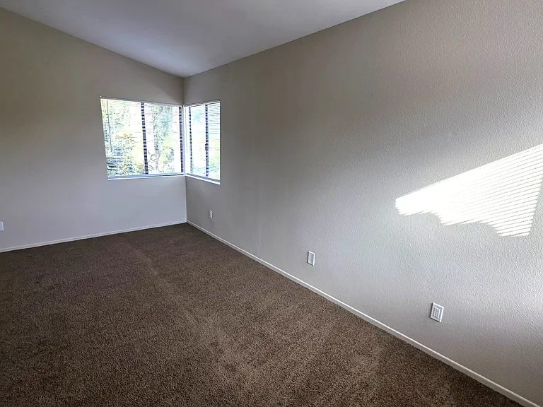 4146 Federman Ln — Photo 33