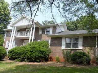 5359 Fairview Rd, Hixson, TN 37343