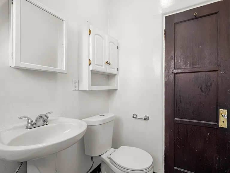 226 S Fuller Ave — Photo 15