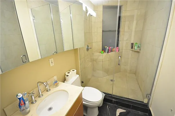 Rented by Mark David | media 27