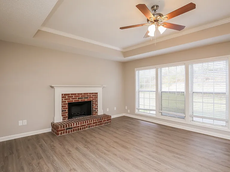 802 Pinder Point Ct — Photo 8