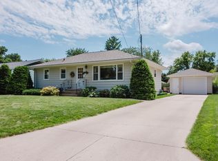 620 10th Ave SE, Waseca, MN 56093