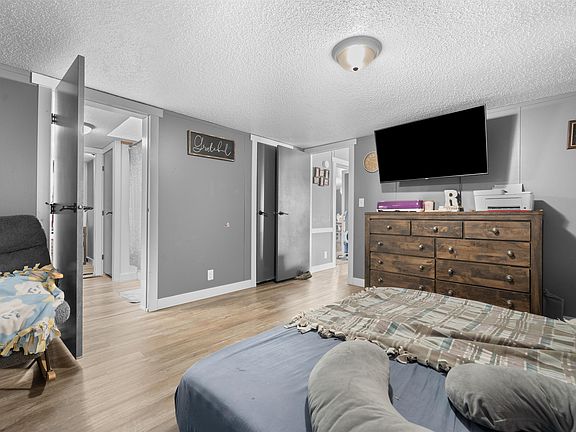 2nd image of 800 31st Ave SE