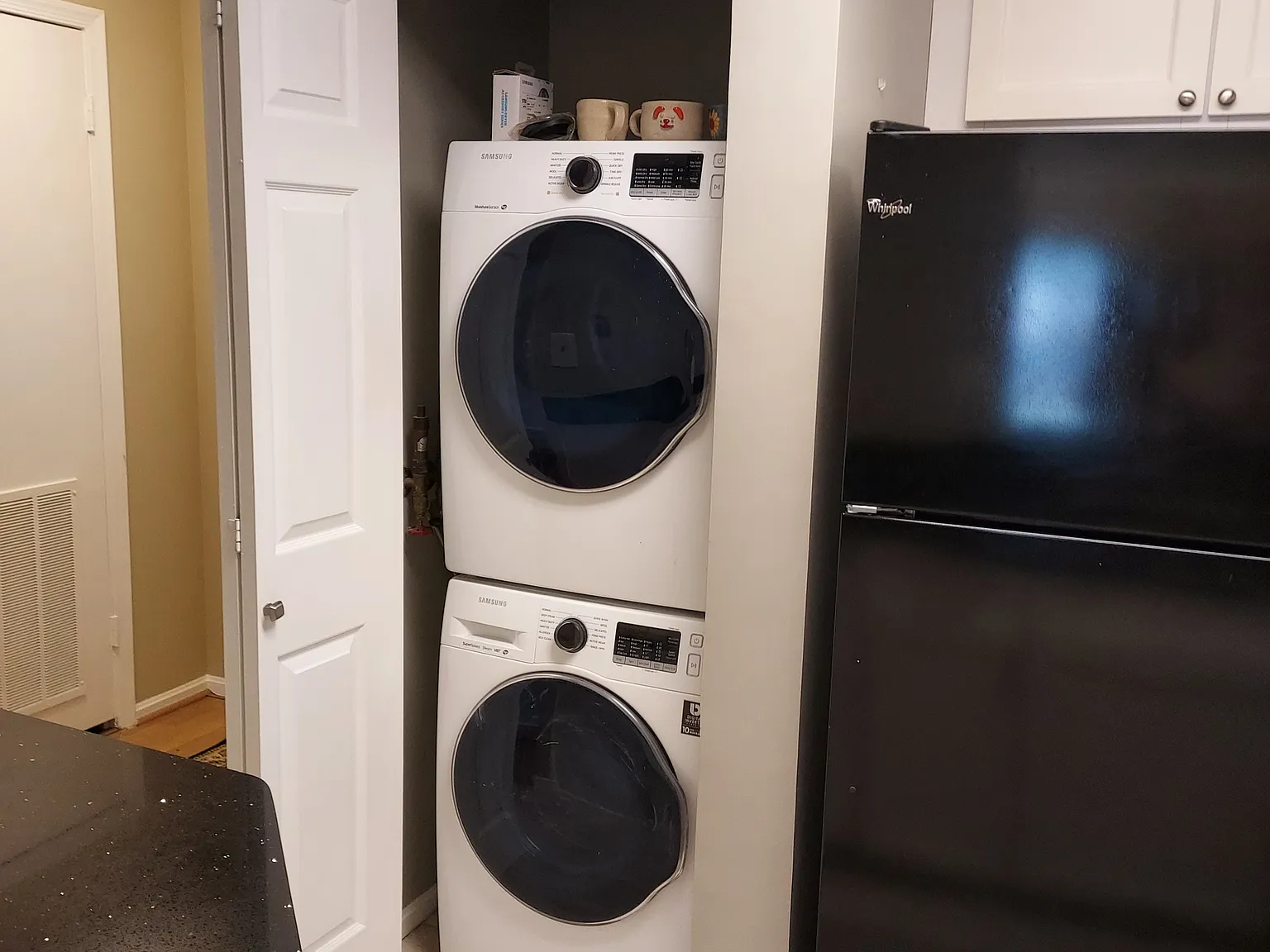 1 bed, 721 sqft, $2,475 — Photo 1