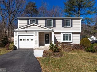10718 Freds Oak Ct, Burke, VA 22015
