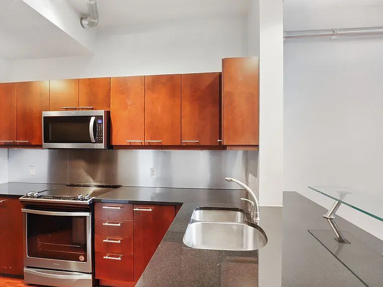 17th Street Lofts — Photo 31