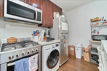 Rented by Living New York