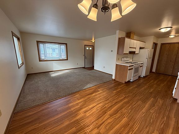 2nd image of 1212 Glenn Pl Unit C