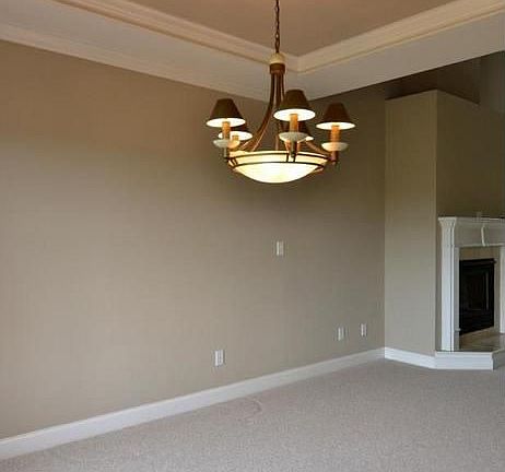 5th image of 1075 Creekside Village Way